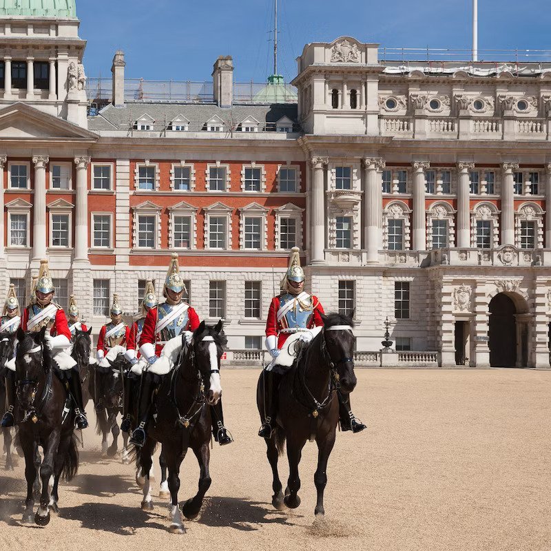 Buckingham Palace Tour 2026