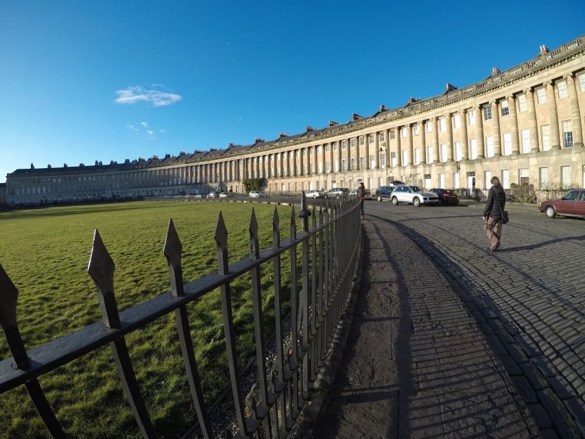 ロンドンからのバース日帰り旅行 2026