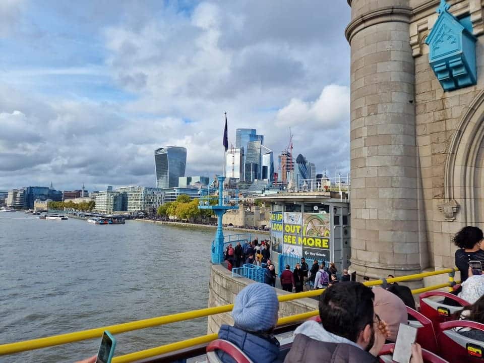 hop on hop off bus london