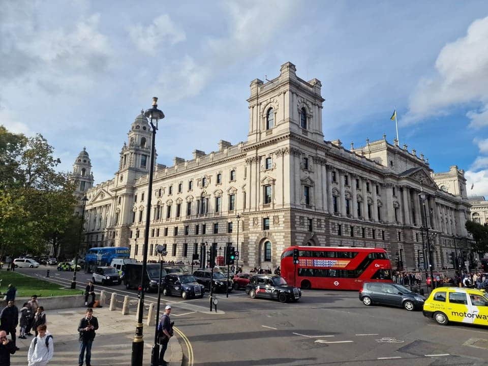 hop on hop off bus london